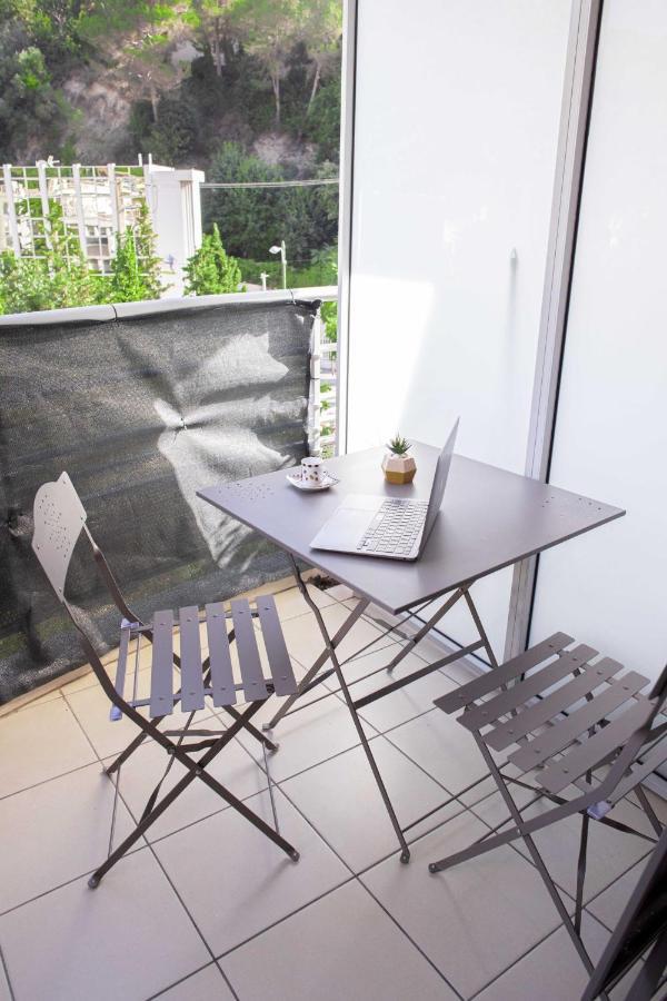 Anicesleep Superbe Appart Au Calme Et A 5 Mn De La Prom Exteriör bild